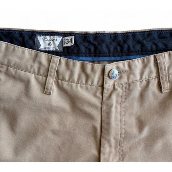 Men’s Y2K tan Volcom chino shorts size 34/inseam 11” - Picture 2 of 5